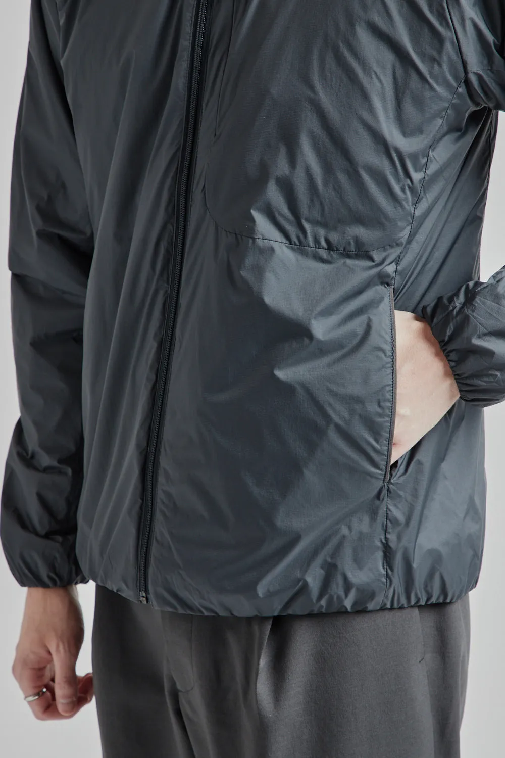 PERTEX QUANTUM Insulated Crew - Graphite Gray